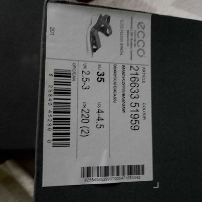 Brązowe sandałki ecco