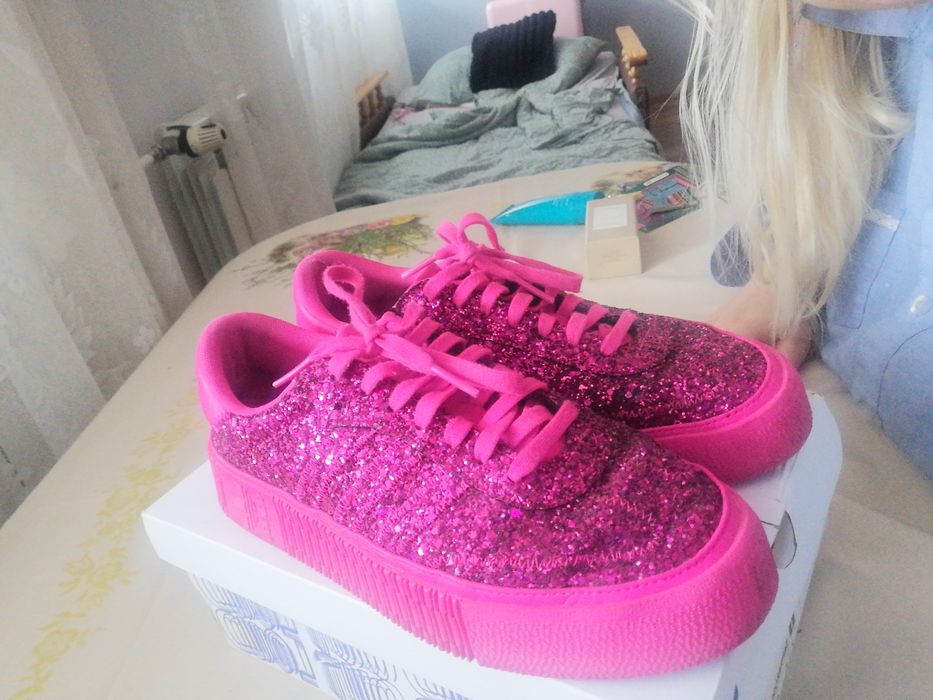 Buty adidas cekinowe wyjątkowe