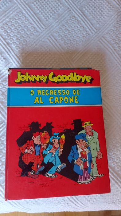 Livros juvenis e de Banda Desenhada