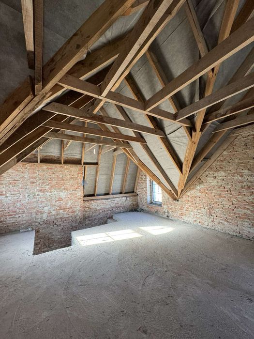 Продам дворівневу квартиру ,новий масив району Новий Двір