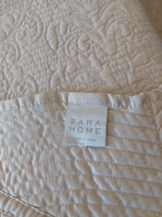 Colcha cama casal Zara Home