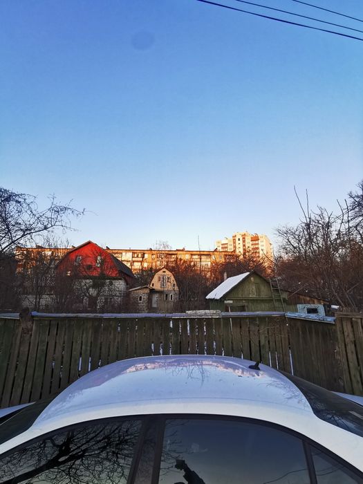 участок, закрытый городок, заезд с Туполева, Мрии 5, метро Нивки, парк