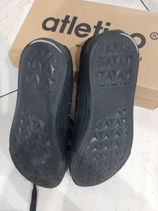 Trampki tenisówki czarne r. 35