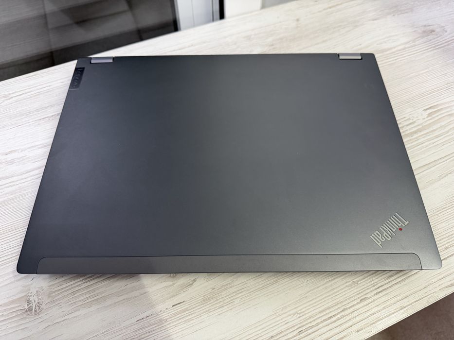 Lenovo ThinkPad P16 Gen1