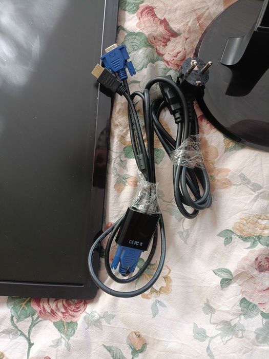 Монітор Philips ecran LCD V-Line | 23" Full HD