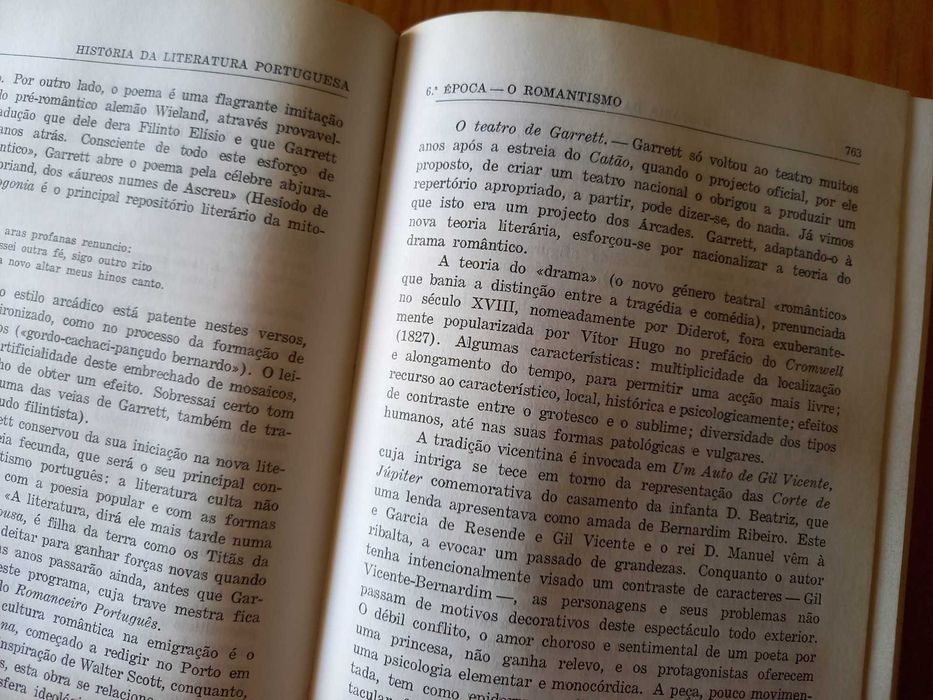 (PORTES GRÁTIS) História da Literatura Portuguesa (8.ª Edição: 1975)