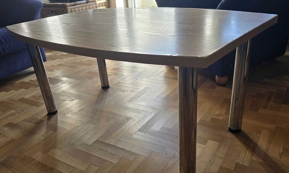 Solidny stół do salonu / jadalni | Poznań Jeżyce
