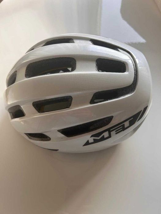 Capacete ciclismo MET Miles