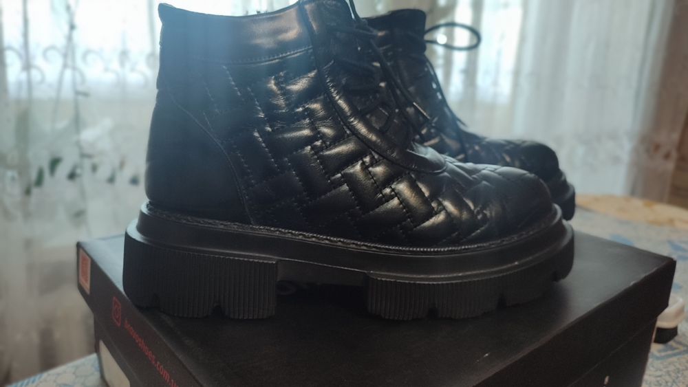 Зимові шкіряні ботінки Турція