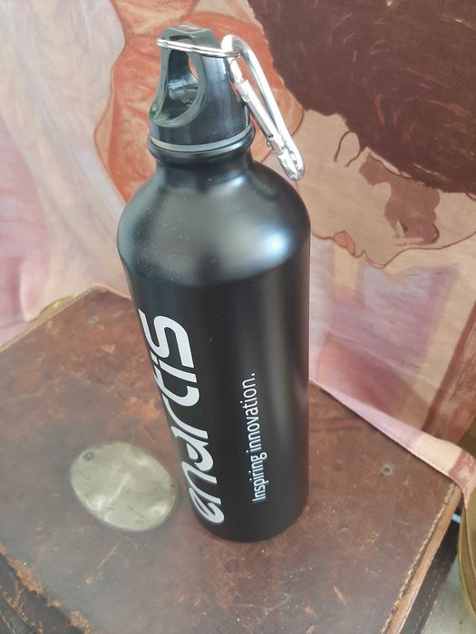 Garrafa de desporto personalizada. NOVA a Estrear.