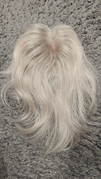 Накладка на маківку голови, перука, тіпатінг