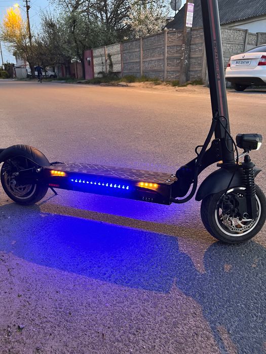 Електросамокат Crosser T4