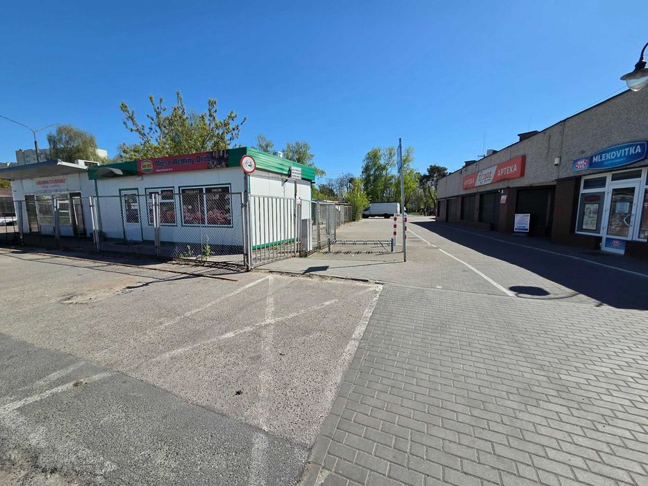 Pawilon lokal handlowy na targowisku MACIEJ.