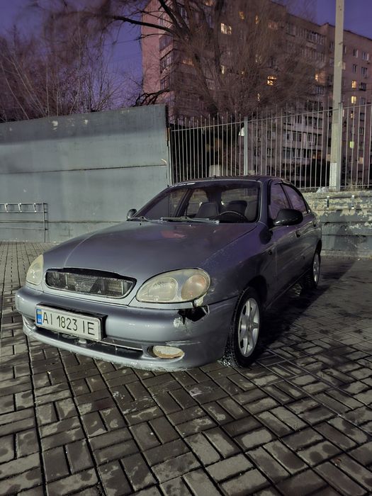 Продам машину sens