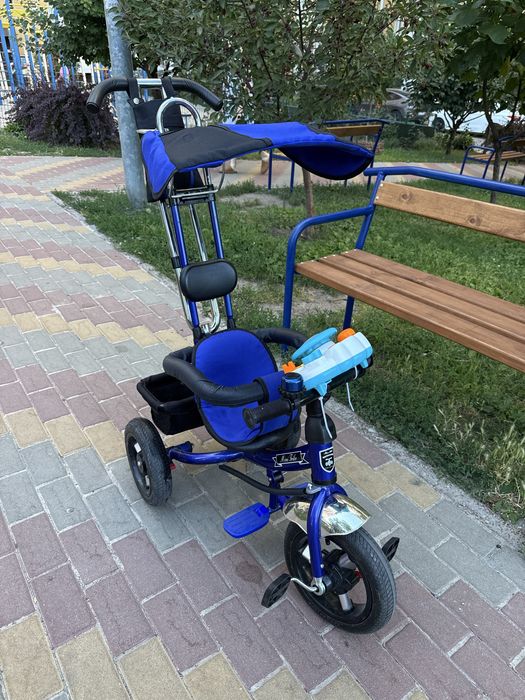 Дитячий велосипед трьохколісний