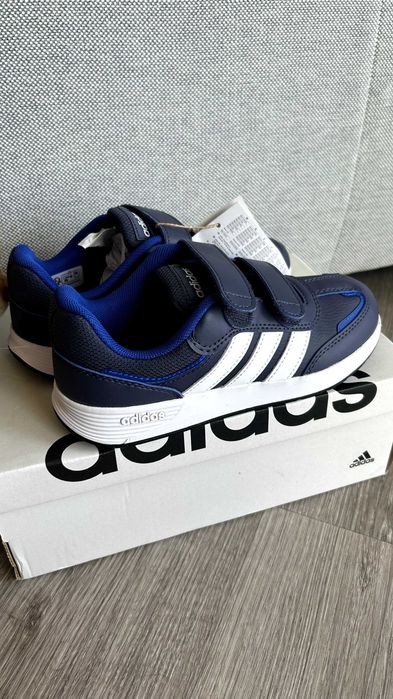 Ténis Adidas Switch novos – tamanho 33
