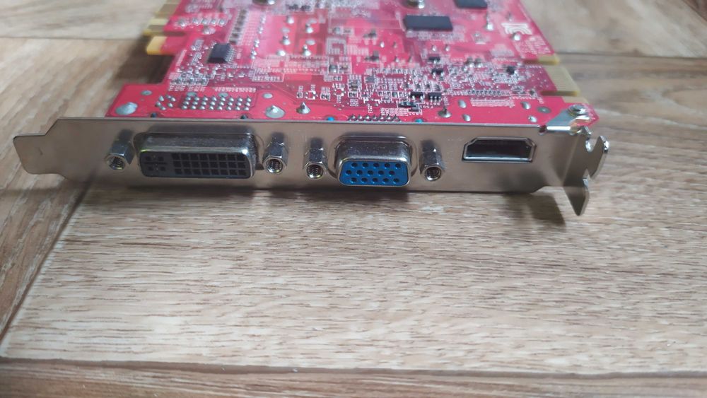 karta graficzna nivada p 1062