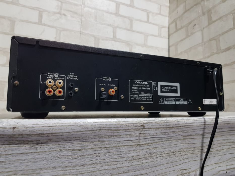 Програвач CD дисків ONKYO DX-7511, б/у з Німеччини