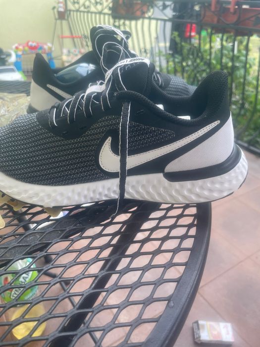 Nike Revolution buty