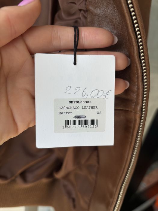 Чоловіча шкіряна куртка Sandro Paris