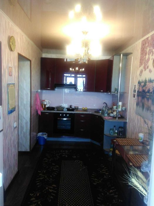 Продается 2-х комн. квартира в кирпичном доме по ул. Школьная, 66 кв.м