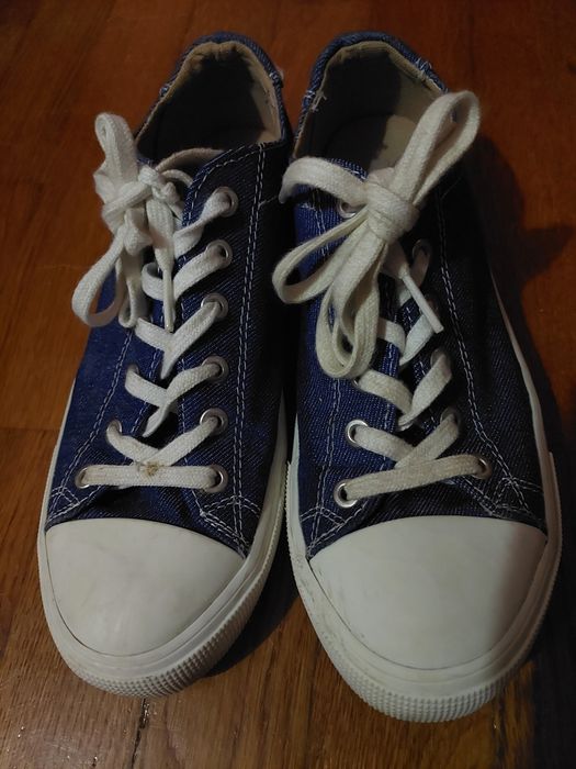 Ténis da stradivarius