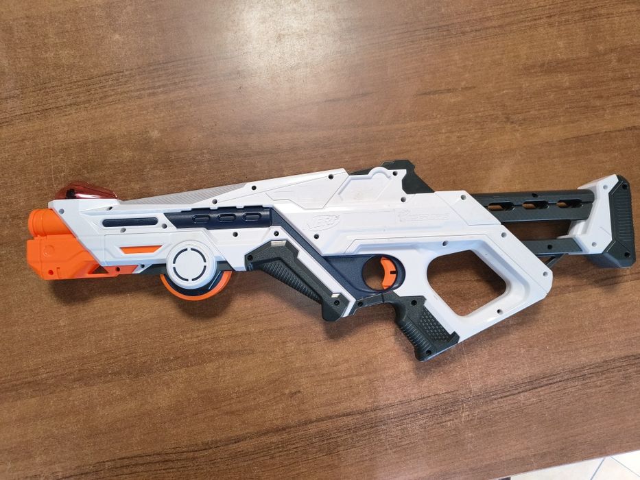 Nerf Laser Ops Pro DeltaBurst – stan bardzo dobry