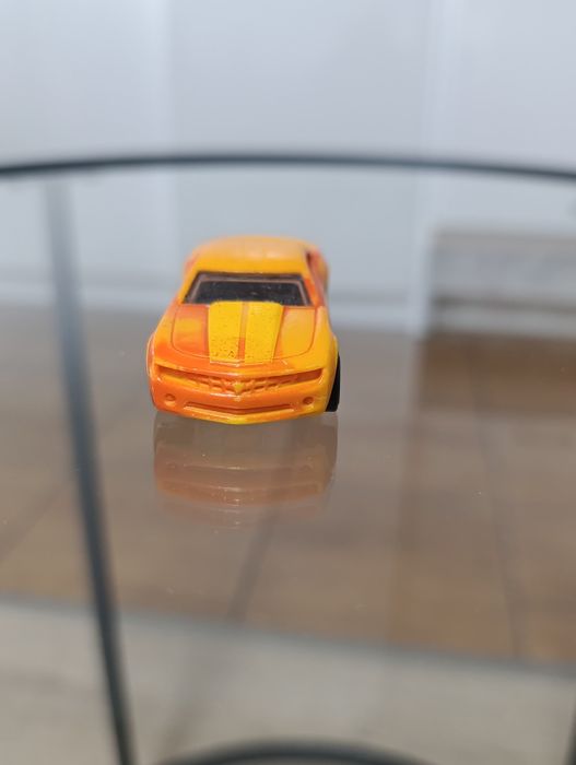 Hot wheels Chevy Camaro concept car samochód resorak