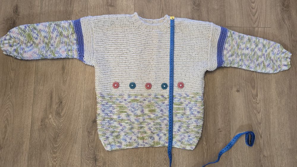 Sweter z włóczki gruby ręcznie robiony