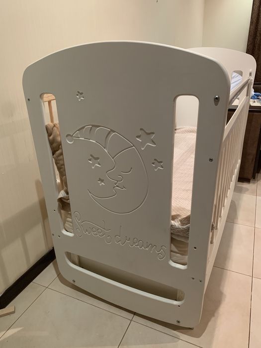 Детская кровать на маятнике: 1 500 грн. - Детская мебель Киев на Olx