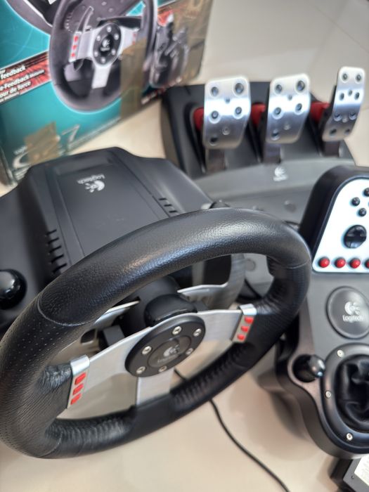 Sprzedam kierownicę Logitech G27 + shifter