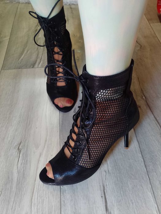 (40) Zmysłowe, Siateczkowe botki szpilki wieczorowe, NOWE