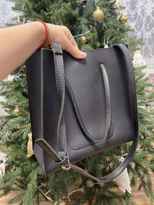 Жіноча чорна сумка