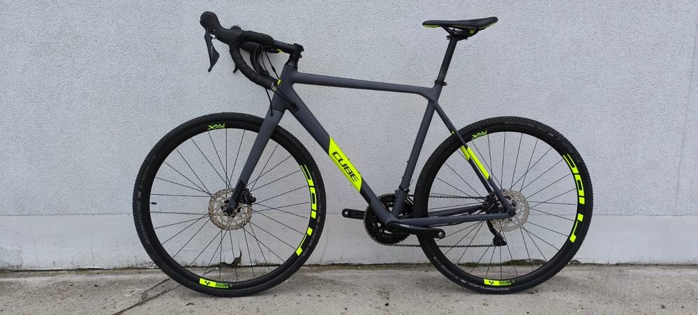 CUBE CROSS RACE (przełaj/gravel), Shimano 105 (hydraulika), Rozmiar 56