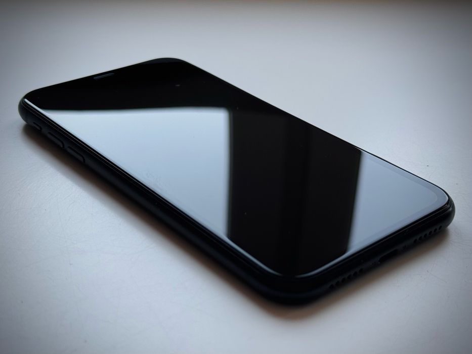 IPhone XR 64 GB, акб 80%