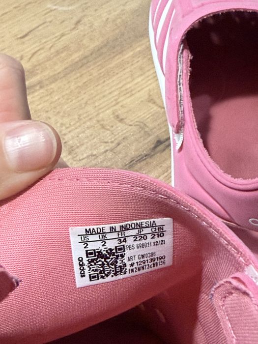 Сандалі Adidas, 34р.