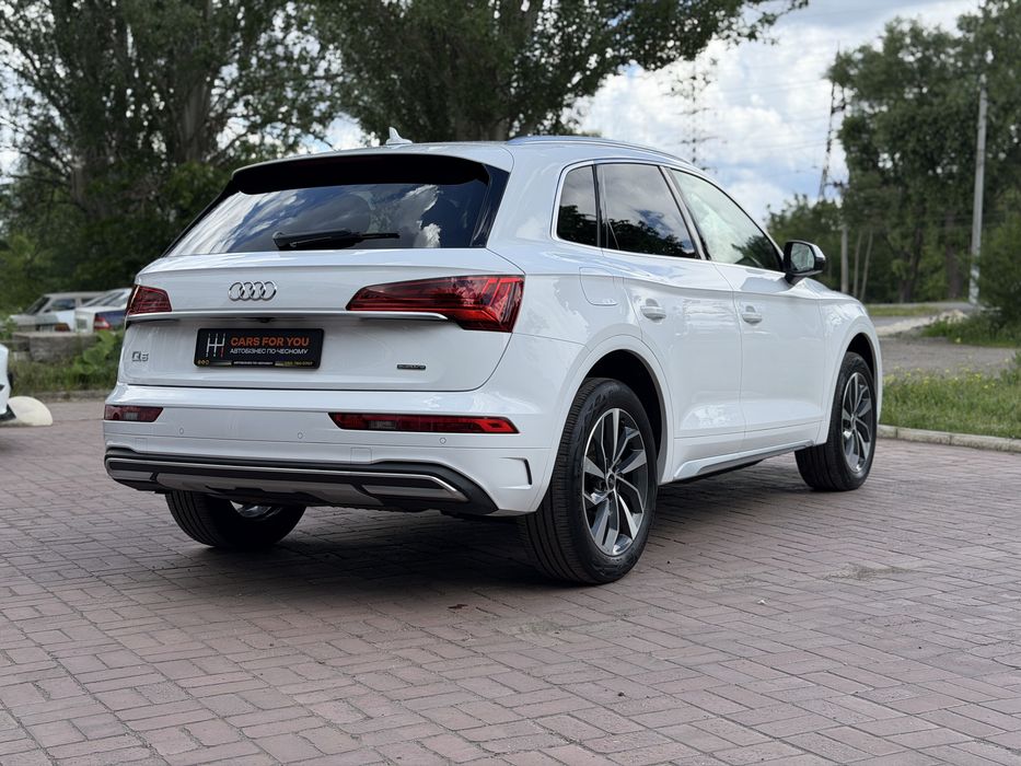 Продам AUDI Q5 Premium Plus