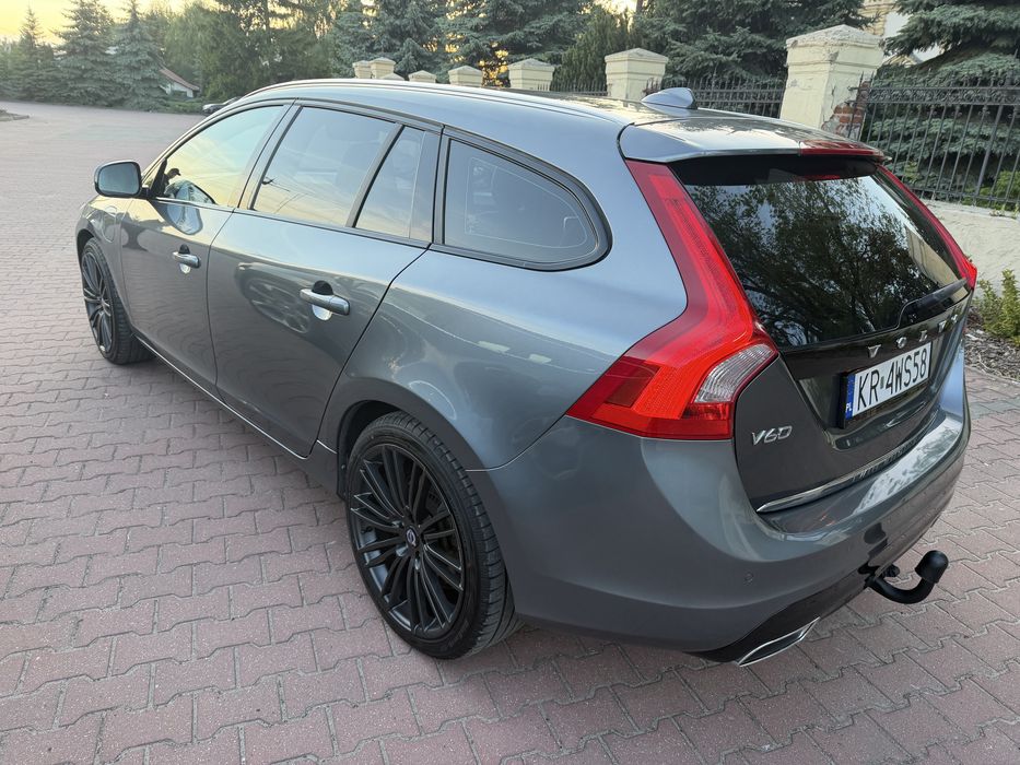 Volvo  V60 D6 Kombi , Bardzo zadbany