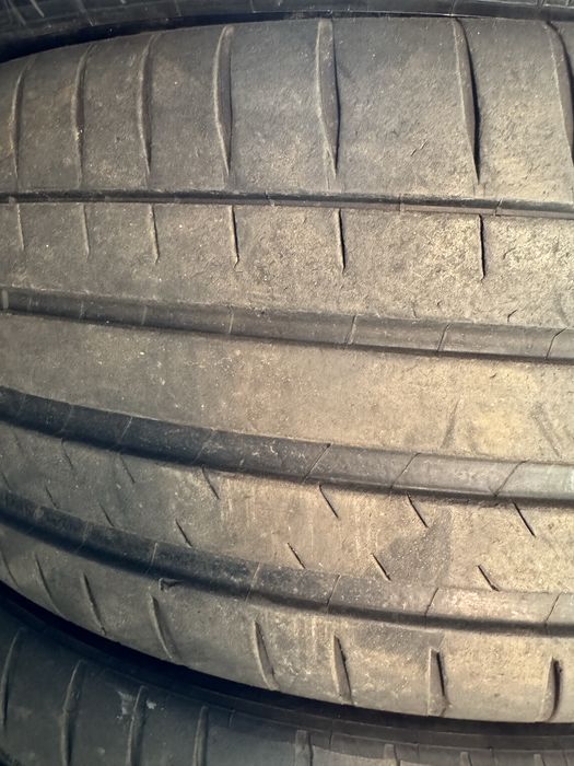 Шини літні 325/35/23 Michelin
