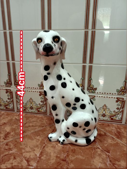 Cão dálmata em loiça enfeites casa quarto apartamento vivenda escritór