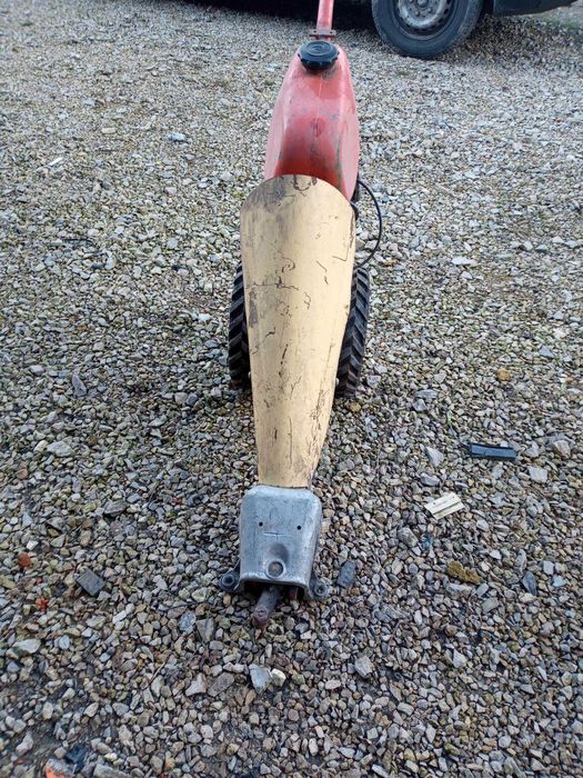 Sowiecka kosiarka listwowa Drużba 4