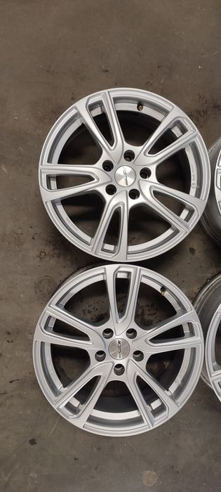 17" 7J 5x100 Komplet felg aluminiowych.