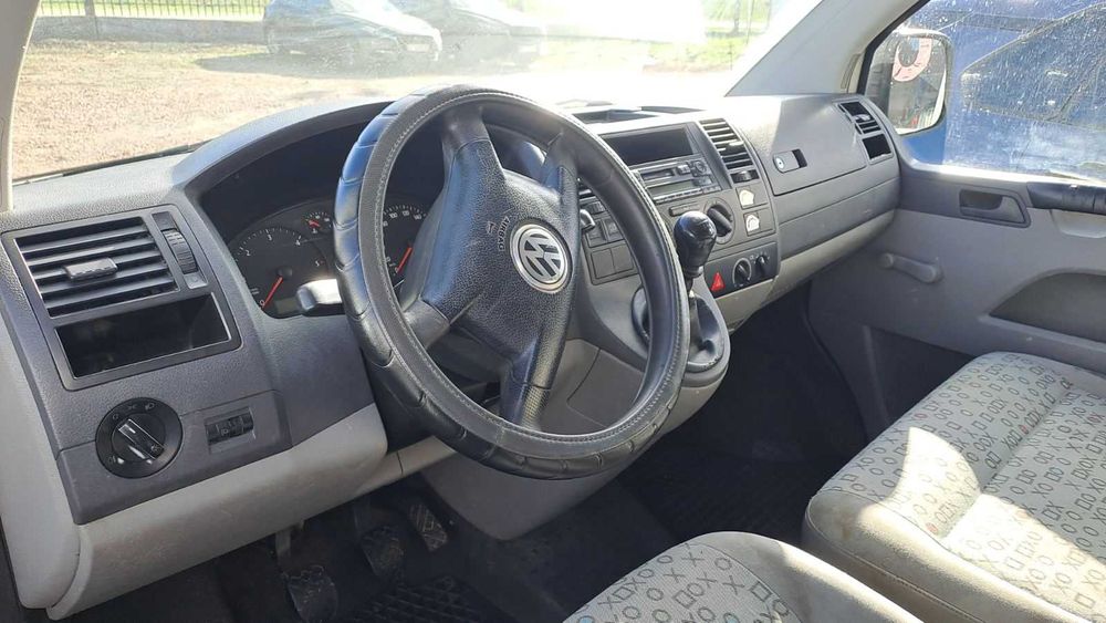 VW TRANSPORTER T5 1.9 дизель TDI 75 кВт 2008 5MT Транспортер пассажир