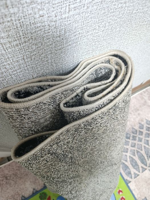 Коврова доріжка на підлогу