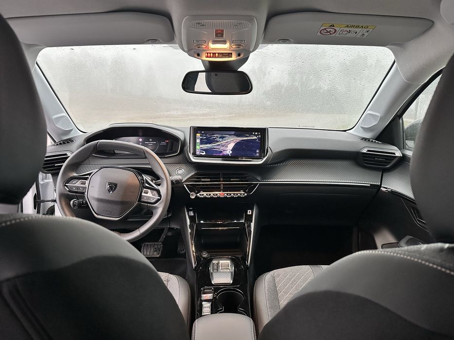 Peugeot e208 Allure 50kWh - Ultima oportunidade