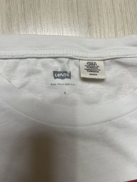 Футболка Levi’s