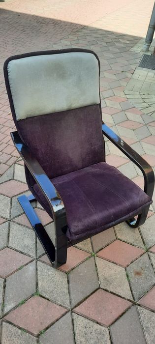 Крісло у вітальню