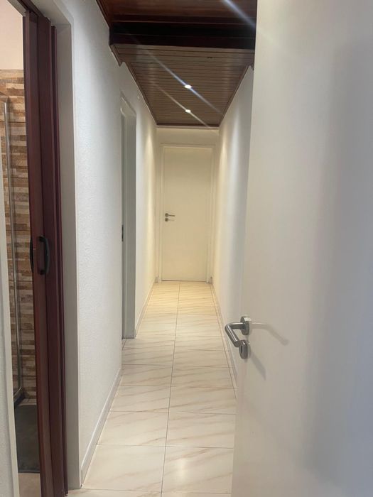 Quarto para Casal ou Solteiro | Mobilado em Odivelas | Perto do Metro | Despesas Incluídas