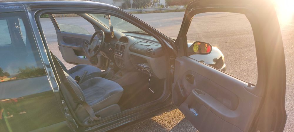 Renault Clio 1.1 1999 Gasolina