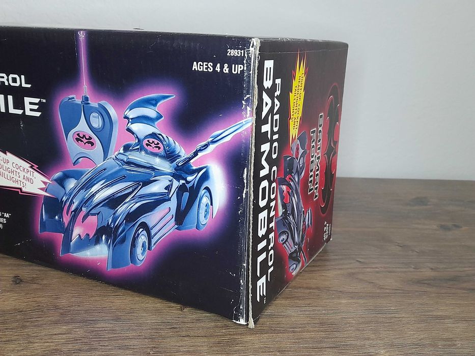 Radio Control Batmobile - BATMAN & ROBIN (KENNER 1997)